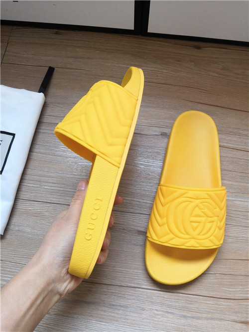 Gucci Sandal-W-140
