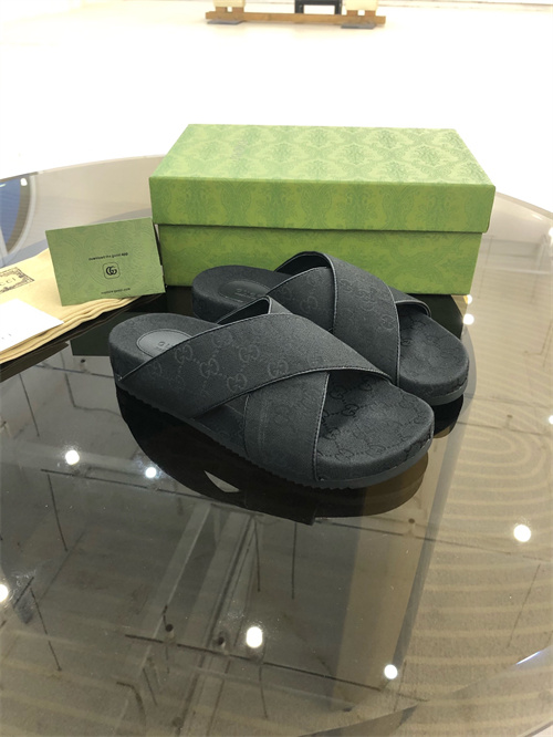 Gucci Sandal(2)-M-426