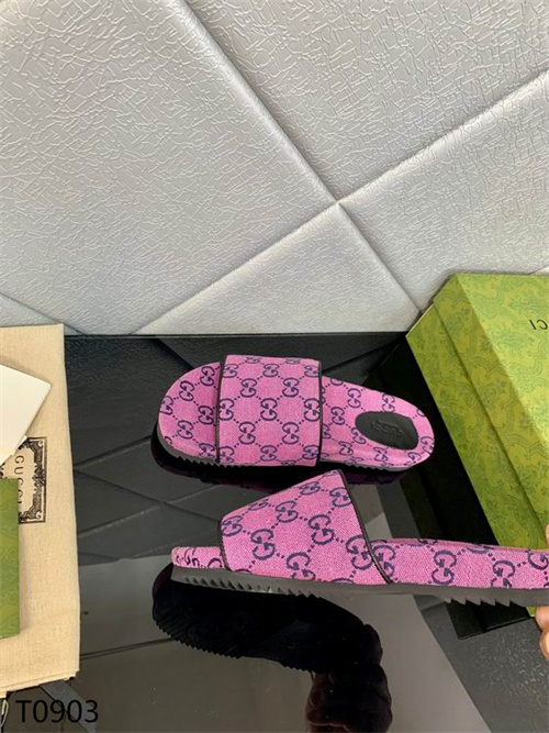 Gucci Sandal(2)-M-450