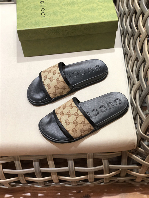Gucci Sandal(2)-M-470