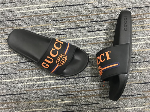 Gucci Sandal(2)-M-040