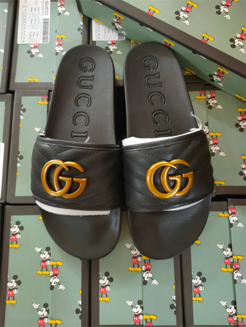 Gucci Sandal-W-401