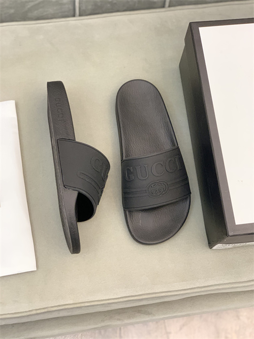 Gucci Sandal-W-428