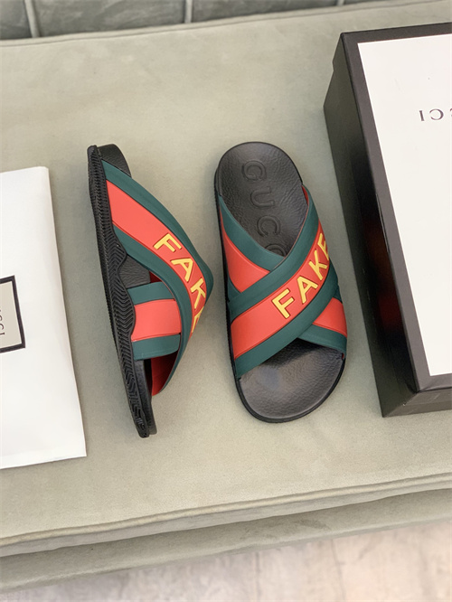 Gucci Sandal(2)-M-542
