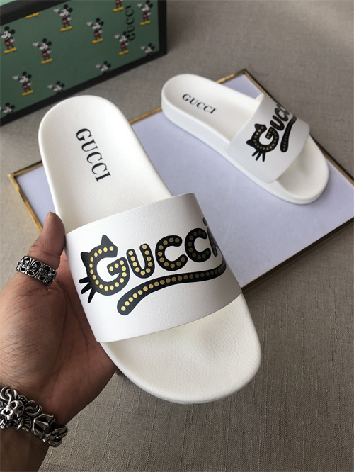 Gucci Sandal-W-459