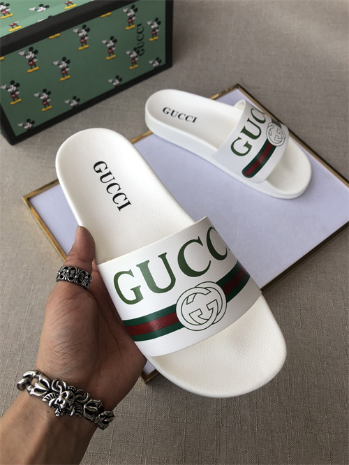 Gucci Sandal(2)-M-575