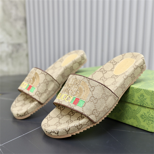 Gucci Sandal-W-482
