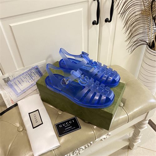 Gucci Sandal(2)-M-681
