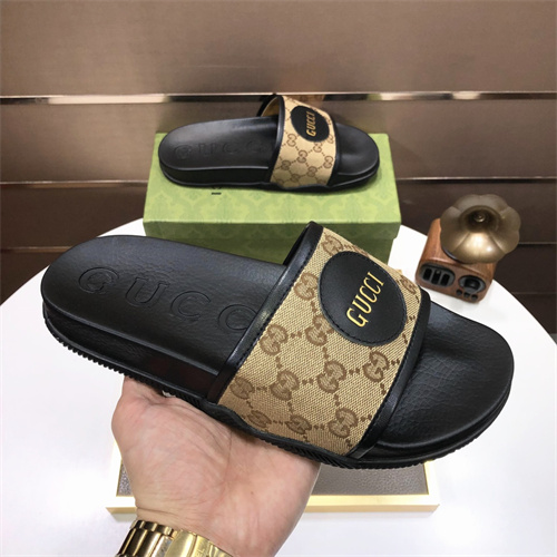 Gucci Sandal(2)-M-718