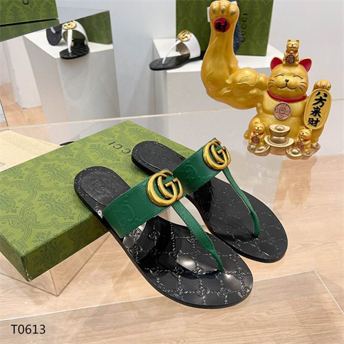 Gucci Sandal(2)-M-737