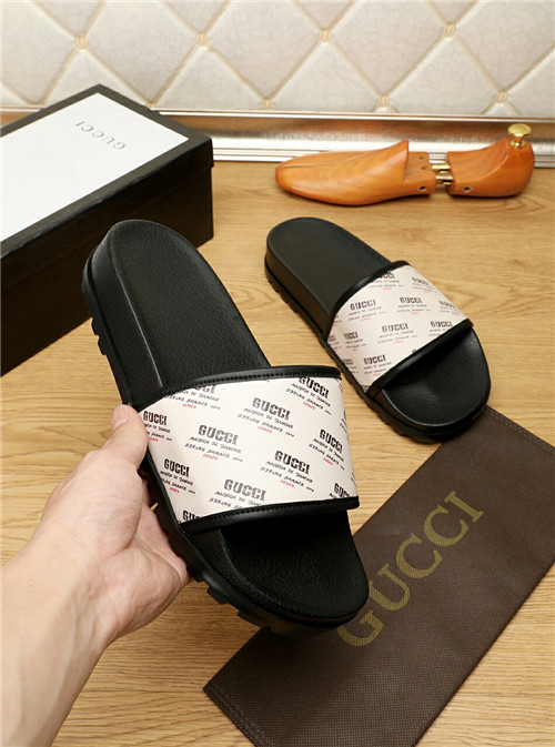 Gucci Sandal(2)-M-068