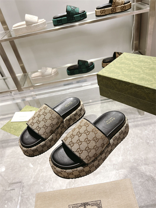 Gucci Sandal(2)-M-873