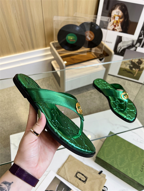 Gucci Sandal(2)-M-903