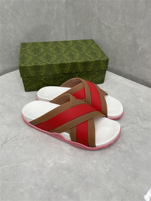 Gucci Sandal-W-802