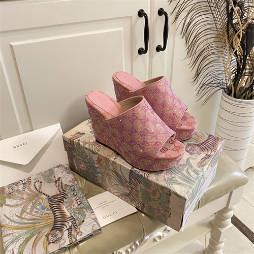 Gucci Sandal(AAA)-W-275