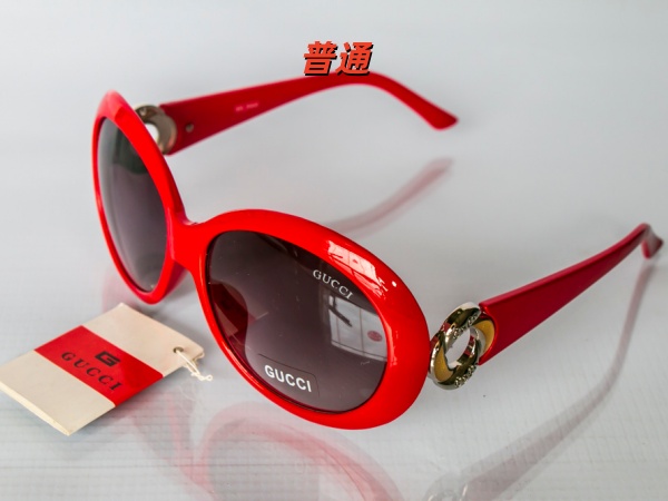 GUCCI-Sunglass-0130