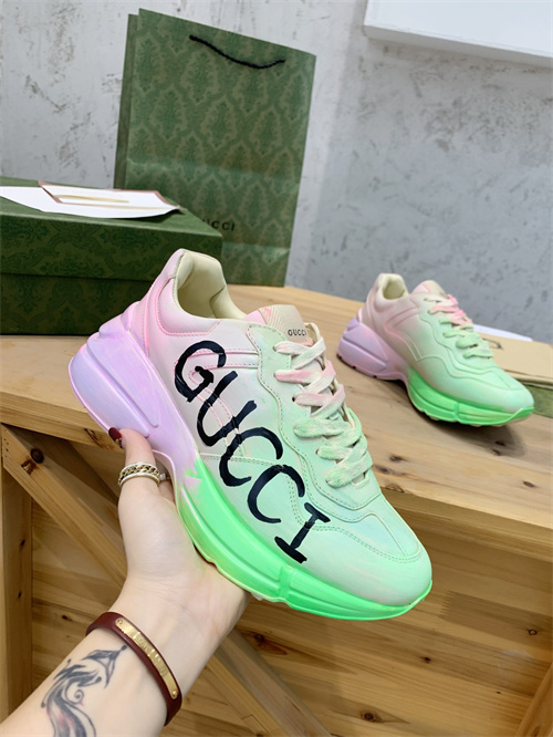 Gucci Clunky Sneaker-159