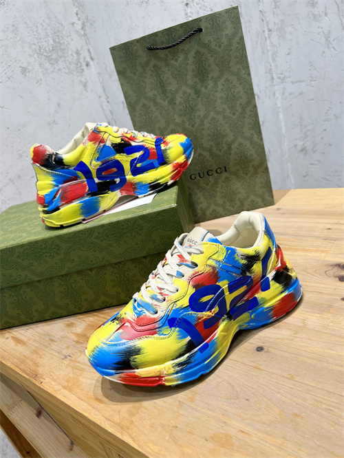 Gucci Clunky Sneaker-234