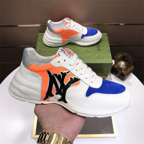 Gucci Clunky Sneaker-286