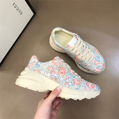 Gucci Clunky Sneaker-311