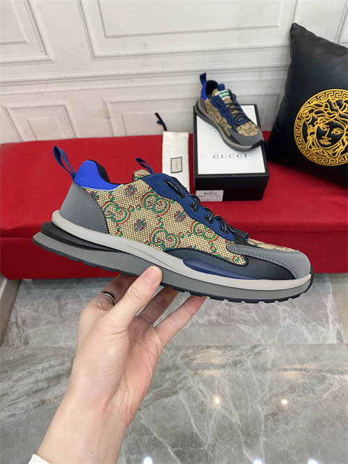 Gucci Clunky Sneaker-315