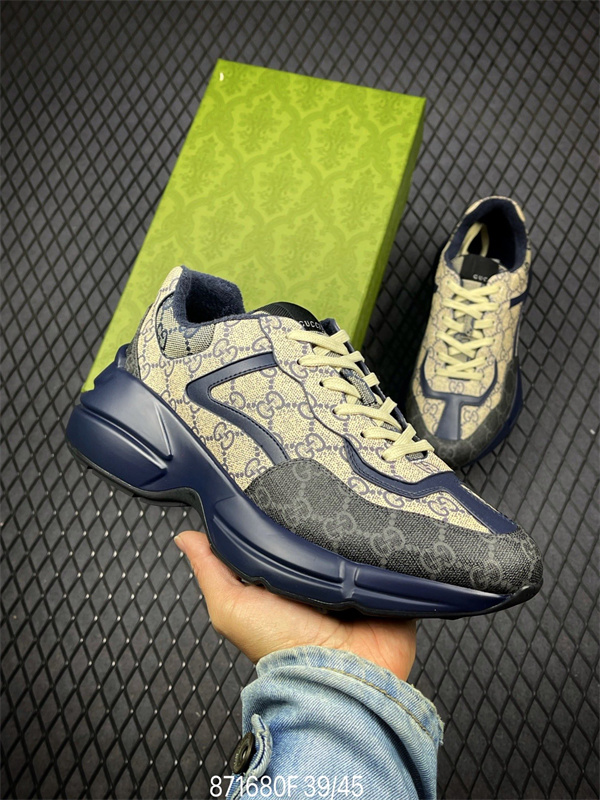 Gucci Clunky Sneaker-324