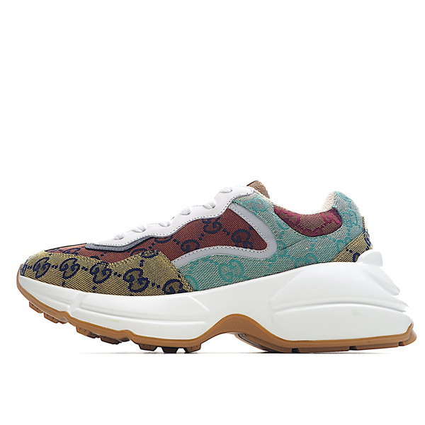 Gucci Clunky Sneaker-335