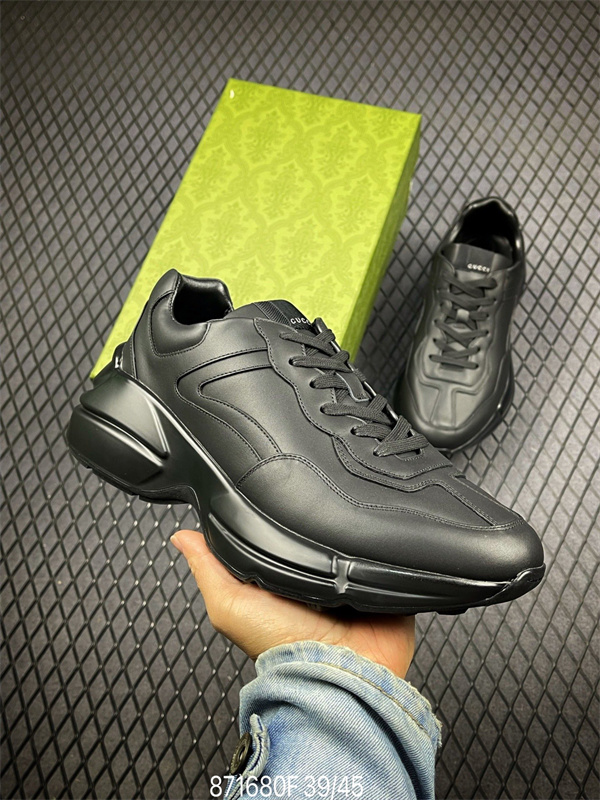 Gucci Clunky Sneaker-354