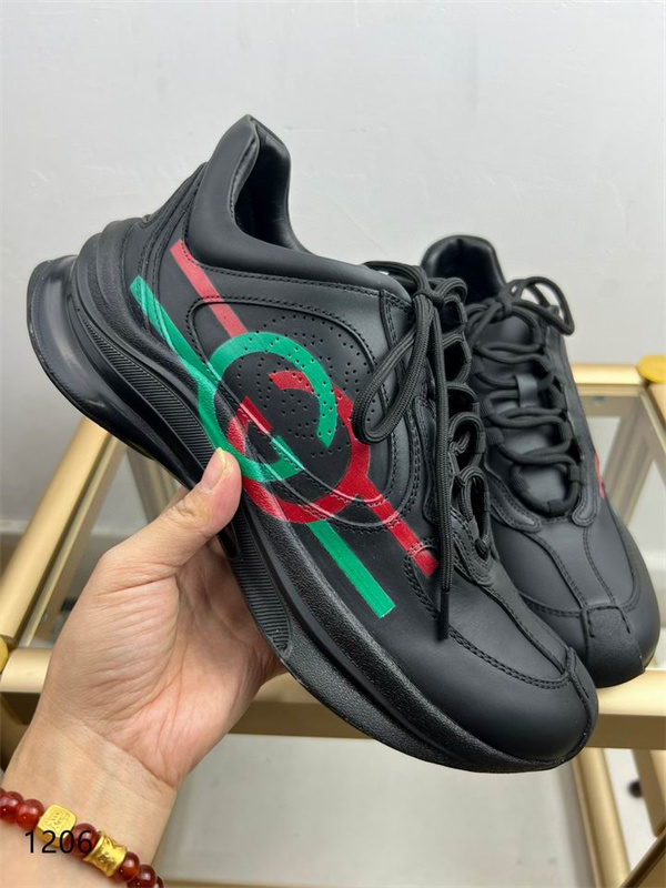 Gucci Clunky Sneaker-360