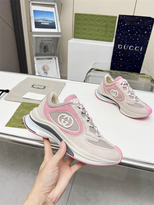 Gucci Clunky Sneaker-0436