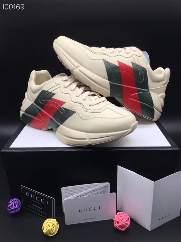 Gucci Clunky Sneaker-090