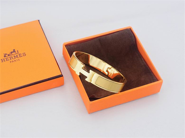 Hermes Bangle-230