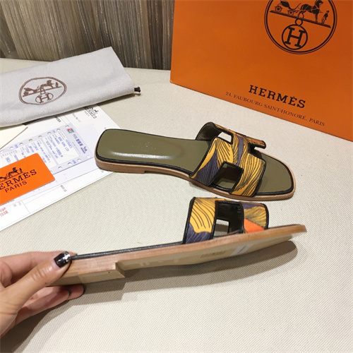 Hermes Sandal-W-104