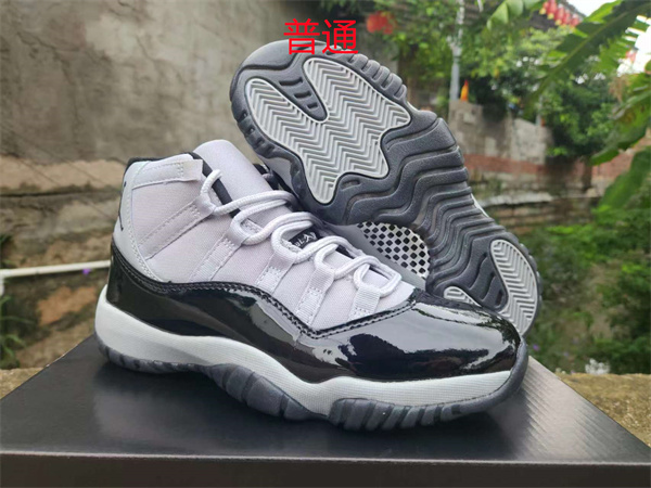 Jordan11-M-0226