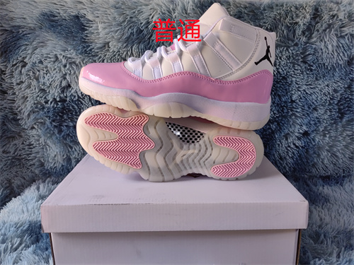 Jordan11-W-055