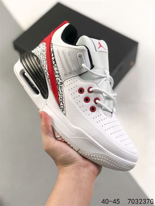 Jordan Max Aura 5-M-0004