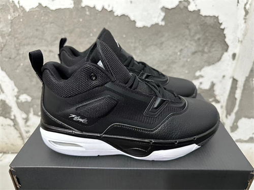 Jordan Stay Loyal 3-0002