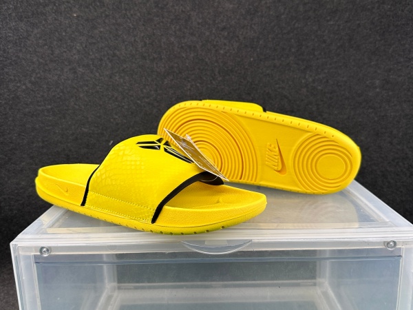 Kobe Offcourt Slides-M-0001
