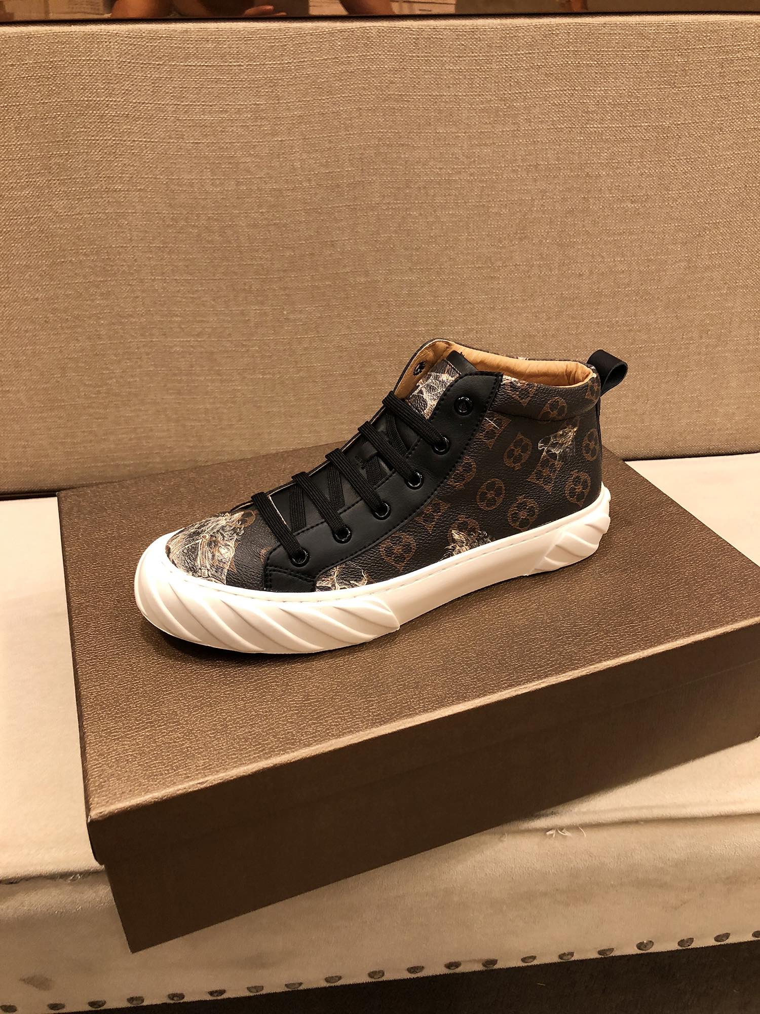 LV(High)Shoes-M-0215