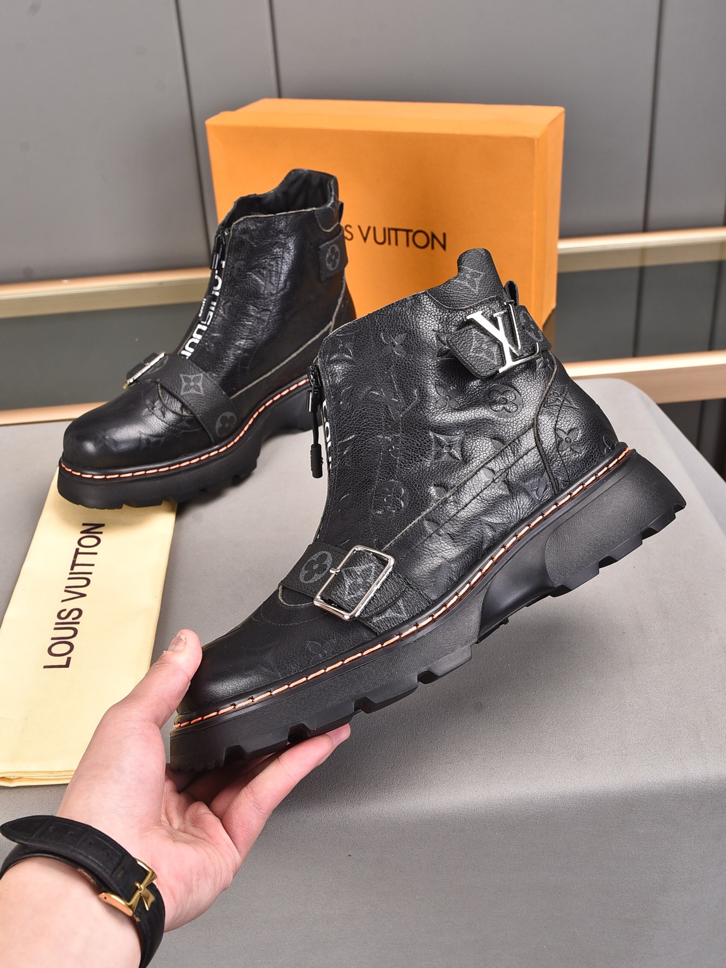 LV(High)Shoes-M-0327