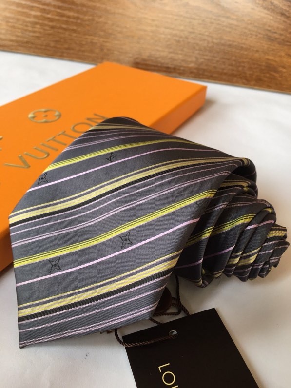 Lv-Tie-0079