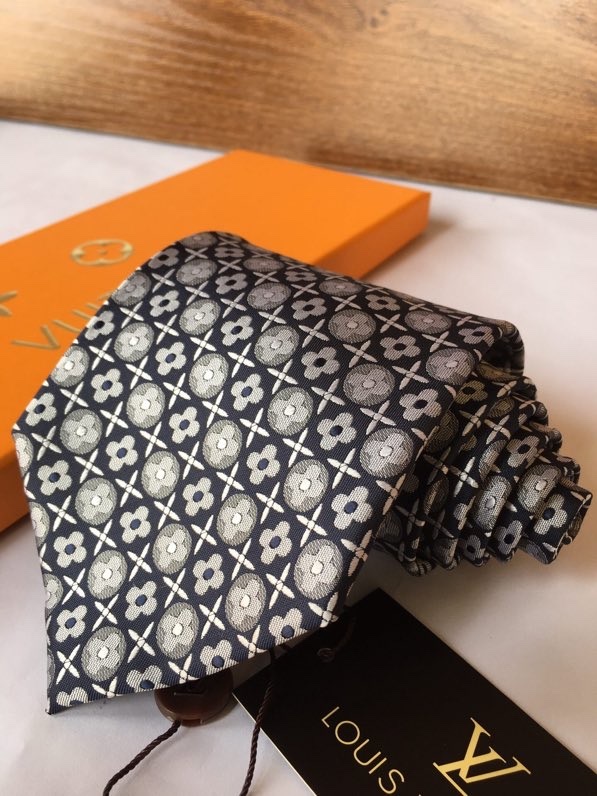 Lv-Tie-0080