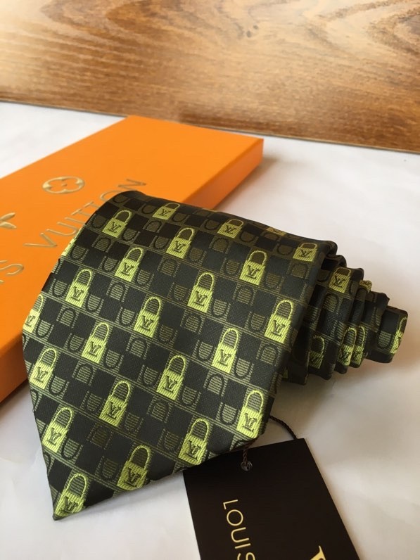 Lv-Tie-0081