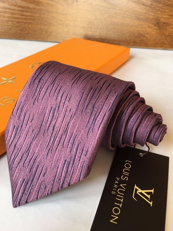 Lv-Tie-0086