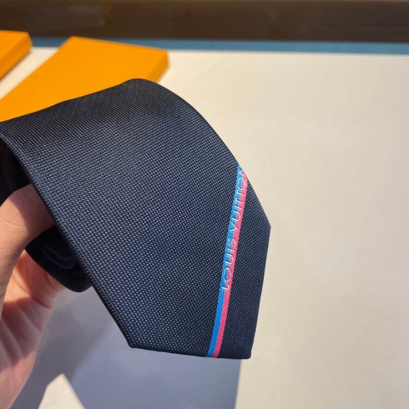 Lv-Tie-0090