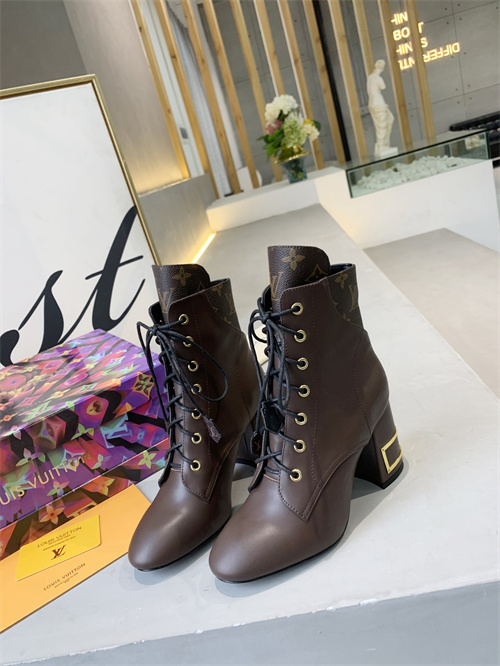LV Boots(AAA)-085