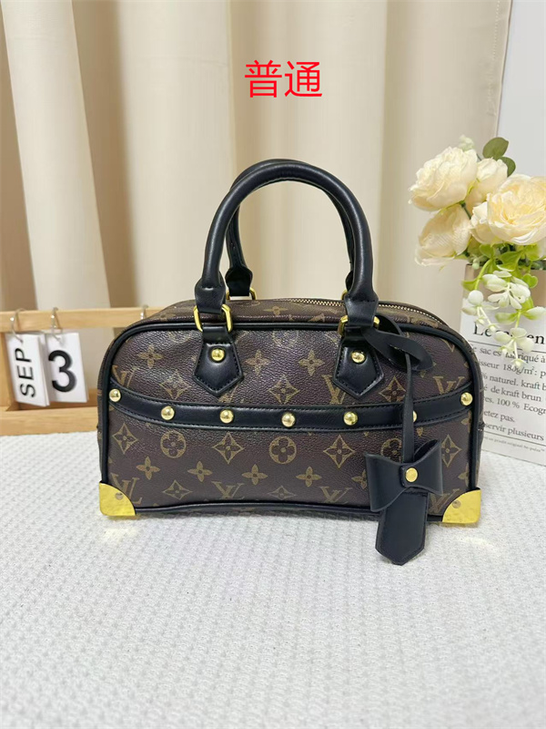 LV small bag-2022