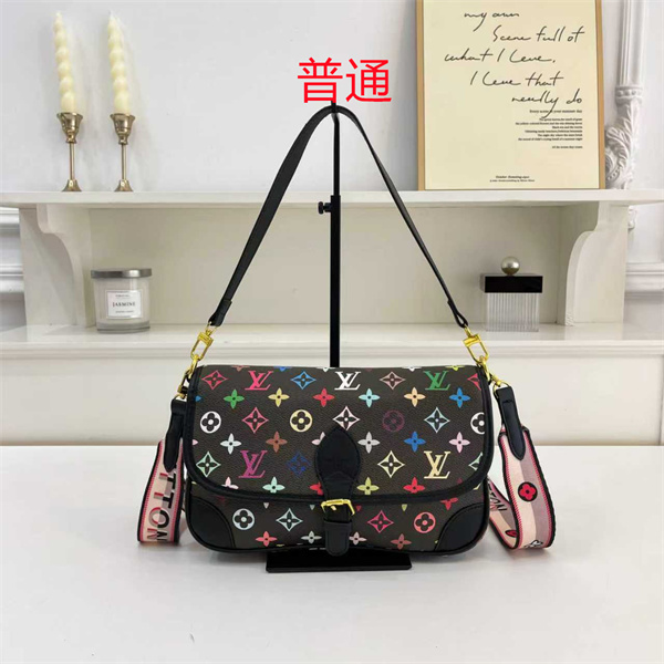 LV small bag-2333