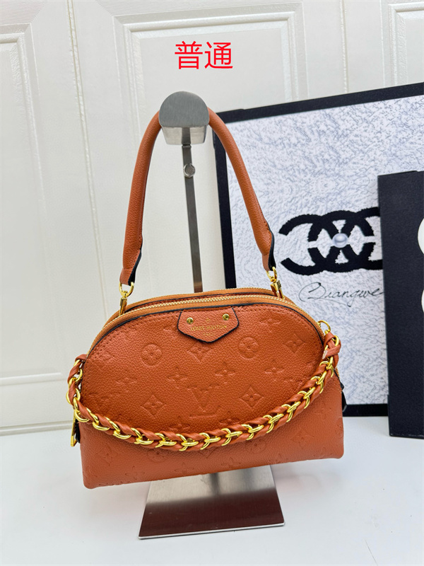 LV small bag-0949