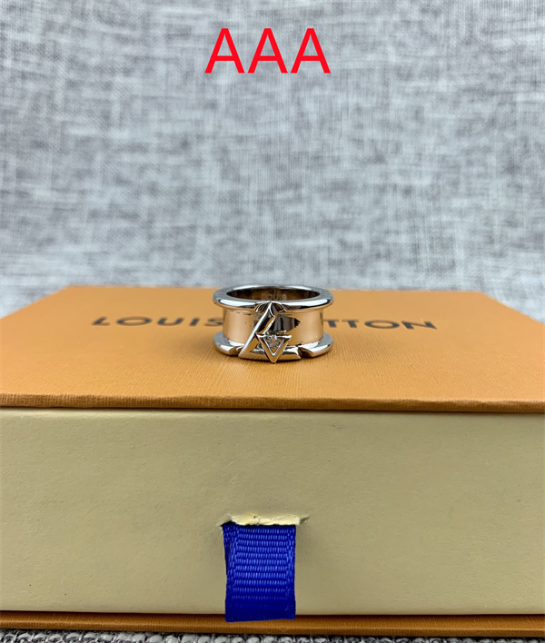 LV Rings-010